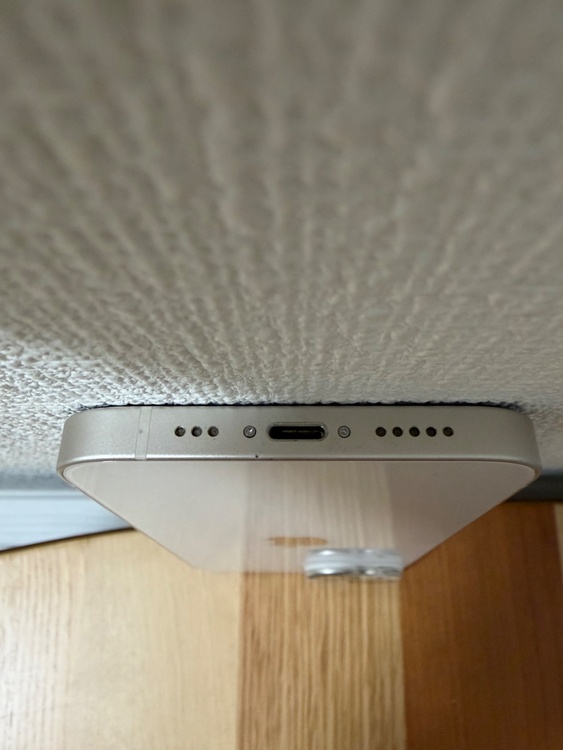 iPhone 14 256GB au（スマホ）の商品画像 - 査定依頼日：2026年2月17日 - 最高査定価格：100,000円