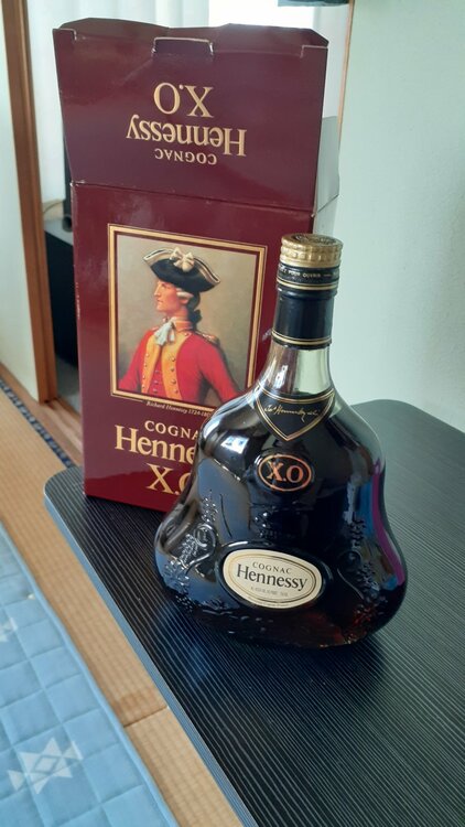 ブランデー ヘネシー（お酒）の商品画像 - 査定依頼日：2026年7月1日 - 最高査定価格：21,000円
