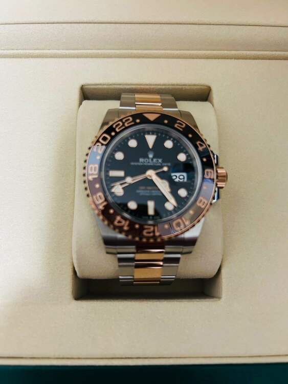 GMTマスター（高級時計）の商品画像 - 査定依頼日：2025年5月8日 - 最高査定価格：2,880,000円