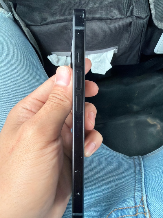 iPhone 15 128GB au（スマホ）の商品画像 - 査定依頼日：2026年4月19日 - 最高査定価格：53,000円
