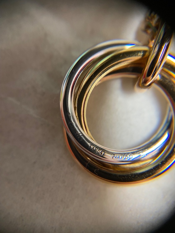 Cartierトリニティセミパヴェネックレス（金・貴金属）の商品画像 - 査定依頼日：2026年1月31日 - 最高査定価格：100,000円