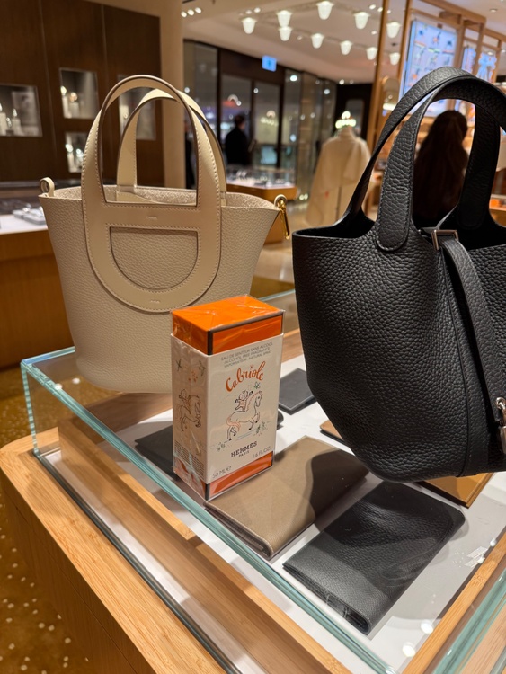 エルメス ピコタン （ブランドバッグ）の商品画像 - 査定依頼日：2025年12月15日 - 最高査定価格：700,000円