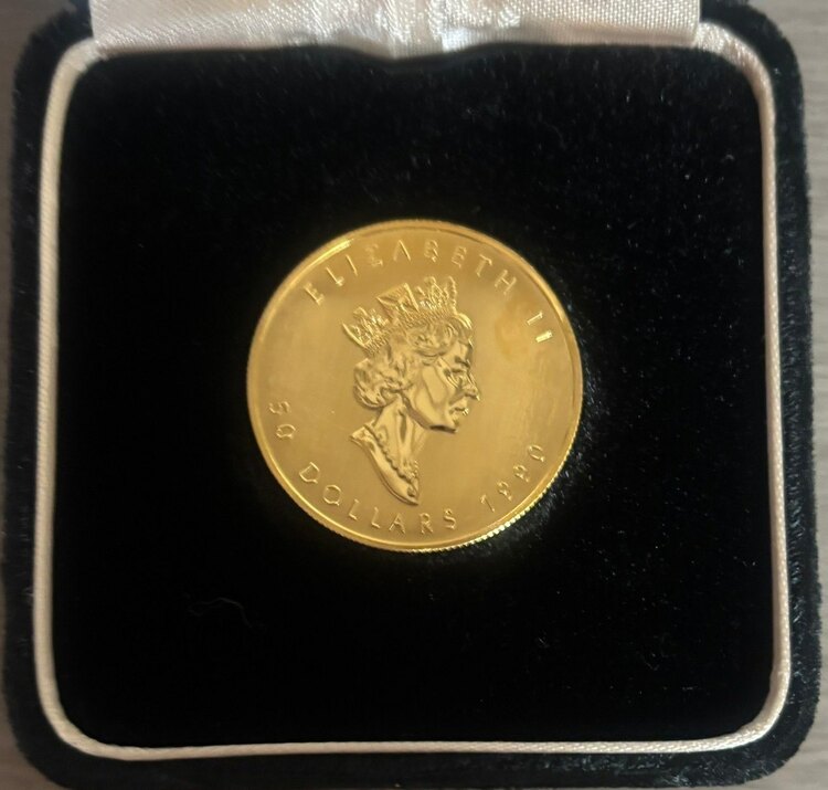 メイプルリーフ金貨（金・貴金属）の商品画像 - 査定依頼日：2025年3月17日 - 最高査定価格：476,000円