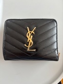 イブサンローラン  （ブランドバッグ）の商品画像 - 査定依頼日：2026年4月6日 - 最高査定価格：45,000円