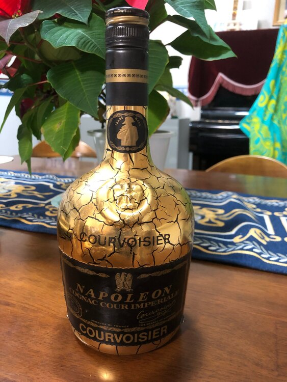 ナポレオン（お酒）の商品画像 - 査定依頼日：2025年2月16日 - 最高査定価格：5,000円