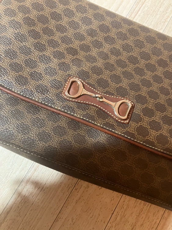 チェーンバック（ブランドバッグ）の商品画像 - 査定依頼日：2025年11月15日 - 最高査定価格：20,000円