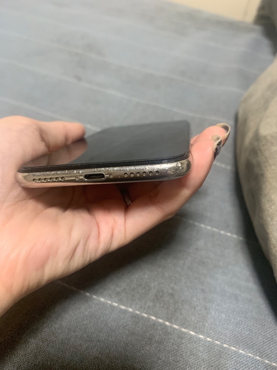 iPhoneX（スマホ）の商品画像 - 査定依頼日：2026年5月6日 - 最高査定価格：9,000円