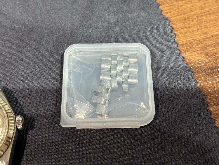 ロレックス デイトジャスト 1601（高級時計）の商品画像 - 査定依頼日：2026年2月18日 - 最高査定価格：650,000円