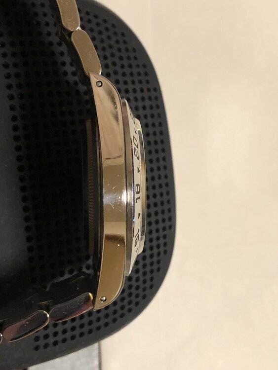 ロレックス エクスプローラー 1657（高級時計）の商品画像 - 査定依頼日：2025年12月24日 - 最高査定価格：1,120,000円