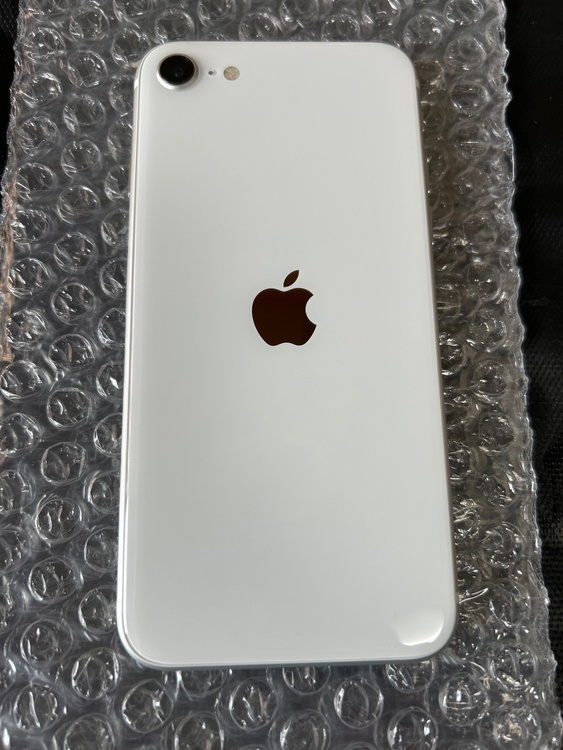 iPhone SE (第 2 世代) 64GB SIMフリー（スマホ）の商品画像 - 査定依頼日：2026年1月27日 - 最高査定価格：11,000円