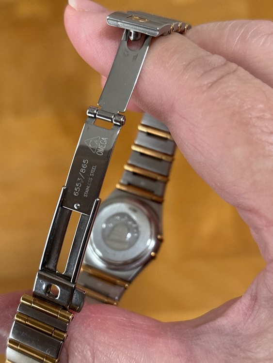 オメガ コンステーション 5866178（高級時計）の商品画像 - 査定依頼日：2025年11月5日 - 最高査定価格：155,000円