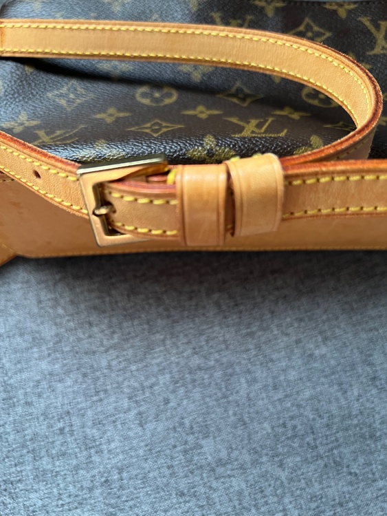 LOUISVUITTON ルイヴィトン モノグラム トロター ショルダーバッグ（ブランドバッグ）の商品画像 - 査定依頼日：2026年9月17日 - 最高査定価格：80,000円