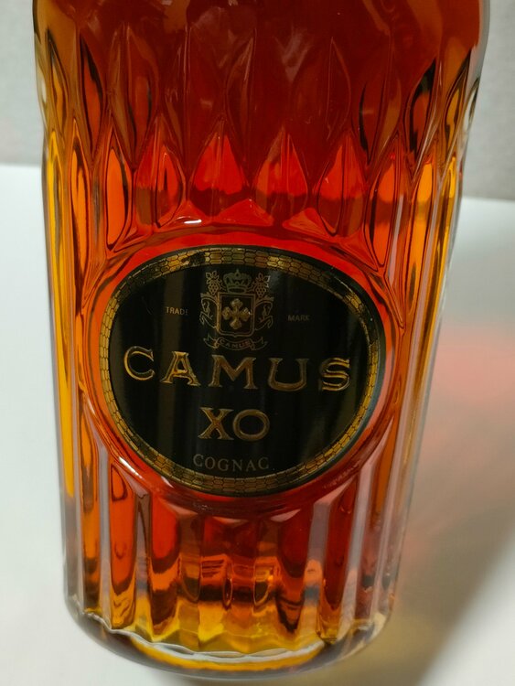 CAMUS XO COGNAC（お酒）の商品画像 - 査定依頼日：2026年10月7日 - 最高査定価格：3,000円