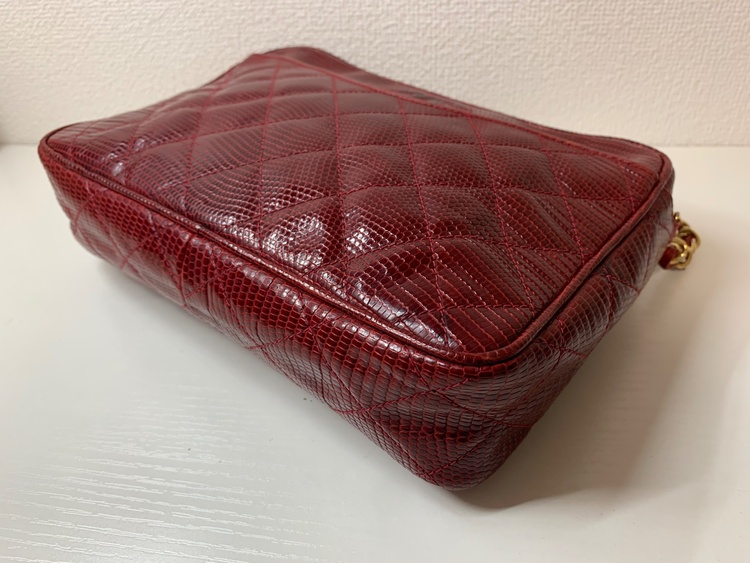 マトラッセ リザード レッド（ブランドバッグ）の商品画像 - 査定依頼日：2026年3月18日 - 最高査定価格：160,000円