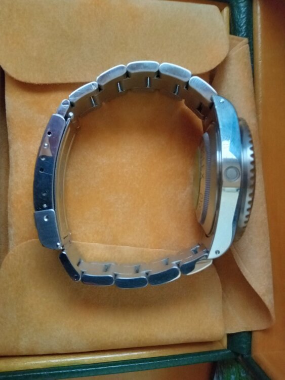 ロレックス シードゥエラー 16600（高級時計）の商品画像 - 査定依頼日：2026年4月23日 - 最高査定価格：1,400,000円
