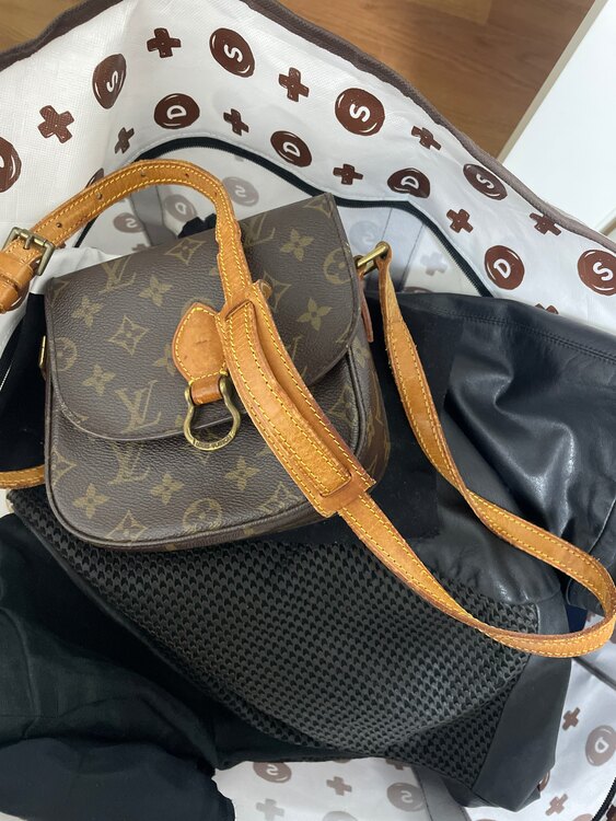 ルイヴィトン ルイヴィトン(その他) （ブランドバッグ）の商品画像 - 査定依頼日：2025年3月8日 - 最高査定価格：35,000円