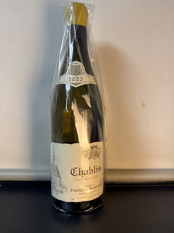 ラヴノー　シャブリ　2022（お酒）の商品画像 - 査定依頼日：2025年12月24日 - 最高査定価格：26,000円