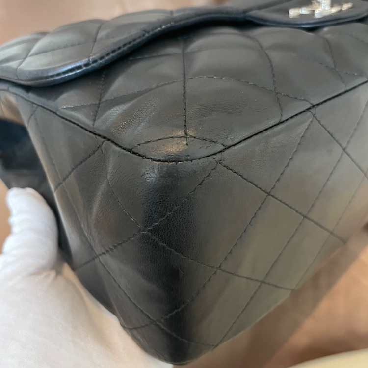 シャネル　デカマトラッセ  ラムスキン  チェーンショルダー（ブランドバッグ）の商品画像 - 査定依頼日：2025年6月8日 - 最高査定価格：400,000円