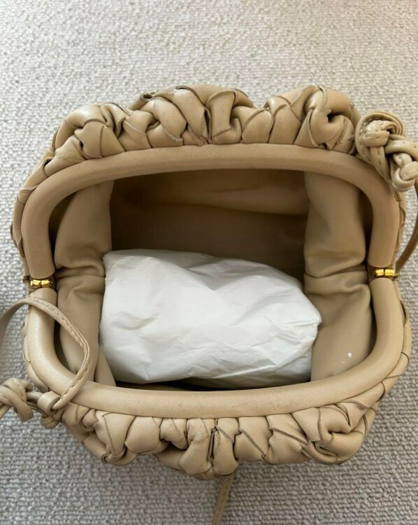 ボッテガ・ヴェネタ  （ブランドバッグ）の商品画像 - 査定依頼日：2025年3月31日 - 最高査定価格：70,000円