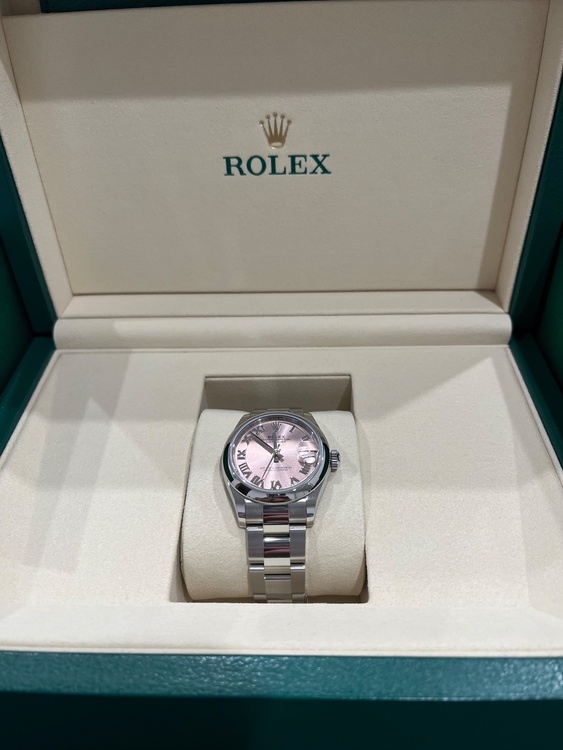 ロレックス デイトジャスト 27824（高級時計）の商品画像 - 査定依頼日：2025年12月9日 - 最高査定価格：1,220,000円