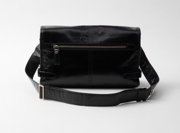 プラダ  （ブランドバッグ）の商品画像 - 査定依頼日：2025年9月12日 - 最高査定価格：140,000円