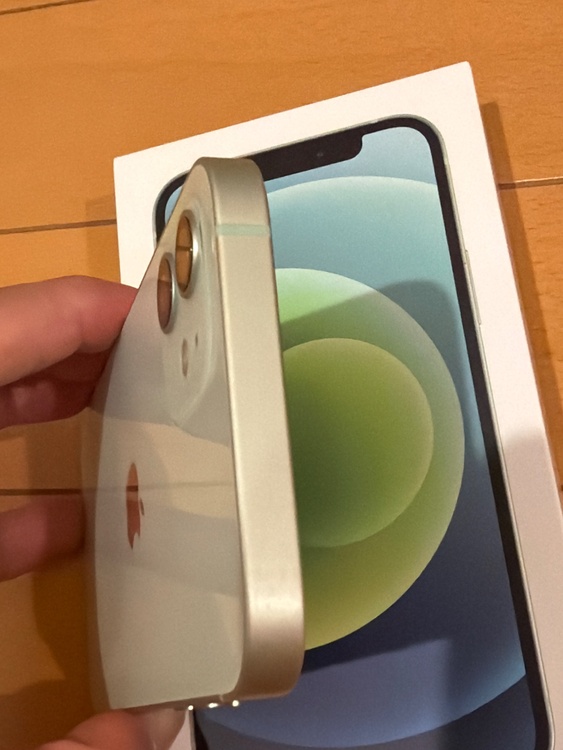 iPhone12 ・128GB ・製造番号（３５３０４８１１９６４４１１２） ・バッテリー（99％・交換品）（スマホ）の商品画像 - 査定依頼日：2026年10月4日 - 最高査定価格：25,500円