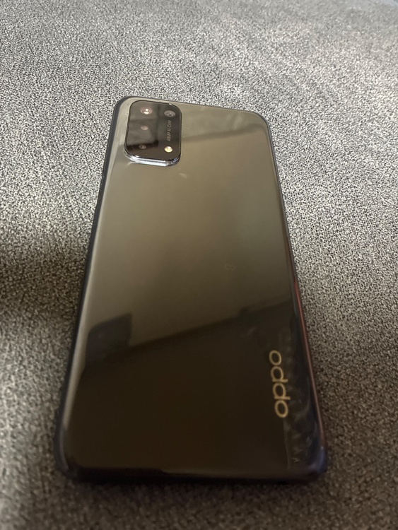 OPPO A54 5G（スマホ）の商品画像 - 査定依頼日：2026年5月24日 - 最高査定価格：4,000円