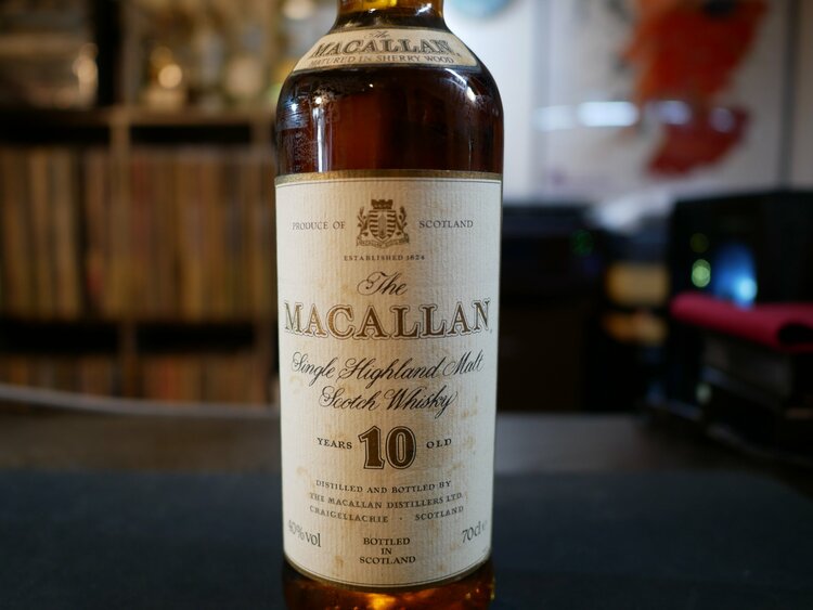 マッカラン10年シェリーカスクオールドボトル（お酒）の商品画像 - 査定依頼日：2026年10月10日 - 最高査定価格：70,000円