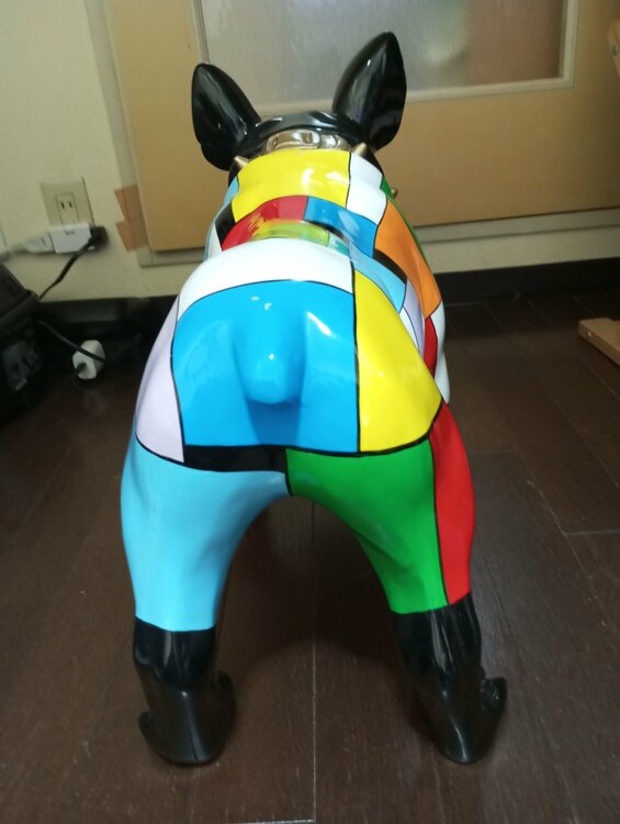 ヨーロピアンデコ　カラーブルドッグ犬飾り60CM（美術品・骨董品）の商品画像 - 査定依頼日：2026年6月25日 - 最高査定価格：2,000円