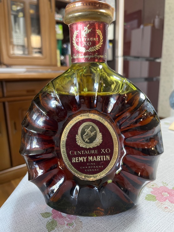 CENTAURE XO（お酒）の商品画像 - 査定依頼日：2026年4月12日 - 最高査定価格：8,000円
