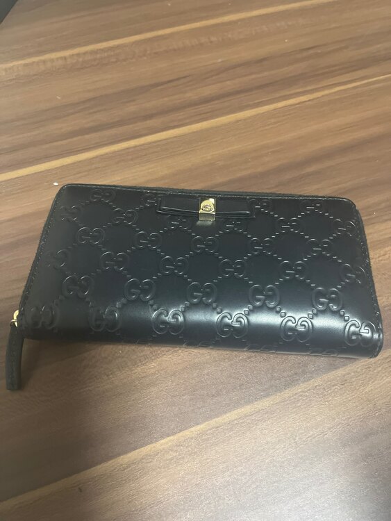 長財布（ブランド財布・小物）の商品画像 - 査定依頼日：2025年5月22日 - 最高査定価格：7,000円