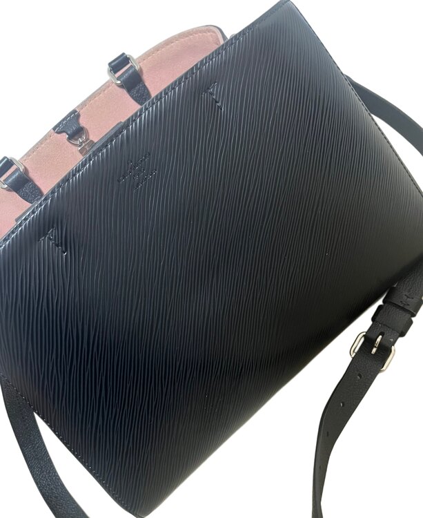 ルイヴィトン エピ （ブランドバッグ）の商品画像 - 査定依頼日：2025年5月15日 - 最高査定価格：200,000円