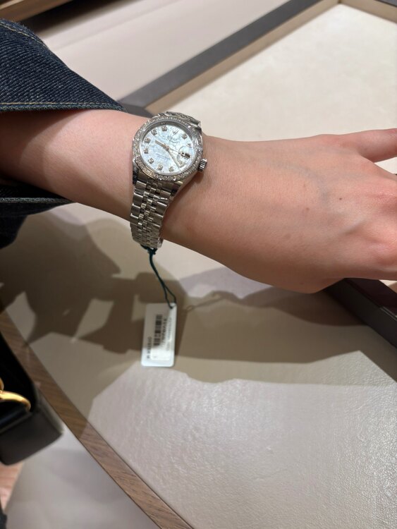 ロレックス デイトジャスト 278384RBR/5/WHN（高級時計）の商品画像 - 査定依頼日：2025年5月6日 - 最高査定価格：3,100,000円