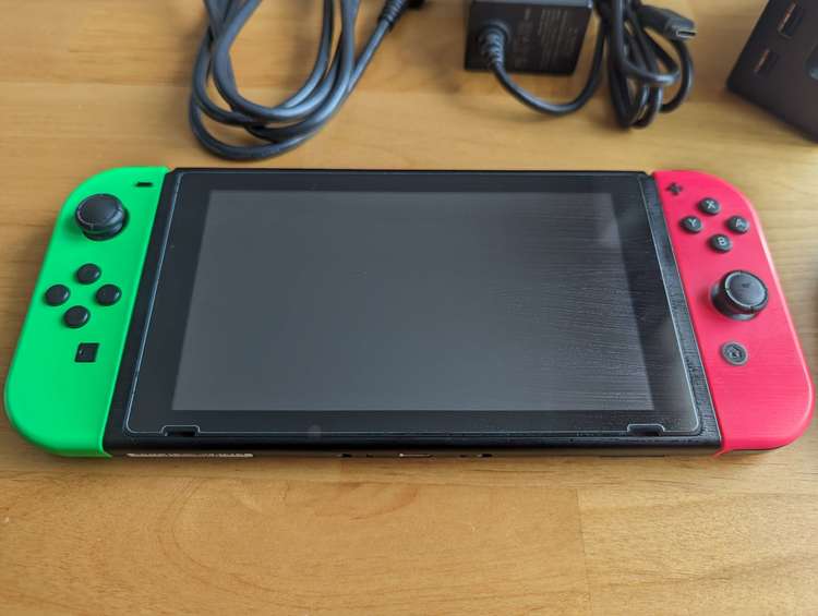 Nintendo Switch本体 スプラトゥーン2セット（ゲーム機本体・ゲームソフト）の商品画像 - 査定依頼日：2023年7月1日 - 最高査定価格：18,000円