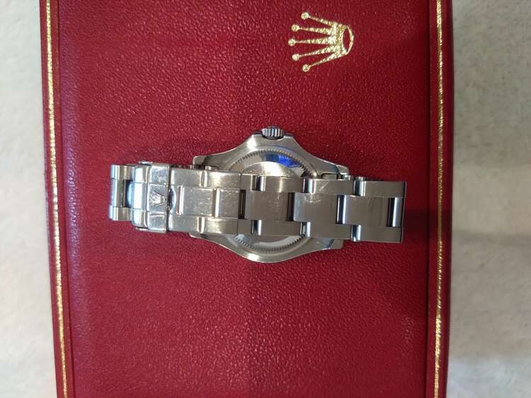 ロレックス ヨットマスター （高級時計）の商品画像 - 査定依頼日：2025年3月19日 - 最高査定価格：800,000円