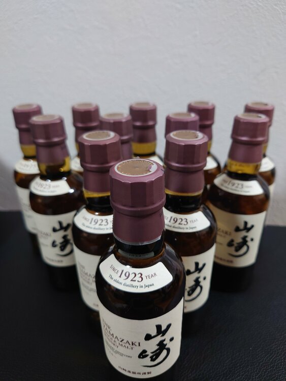 ウイスキー サントリー山崎 （お酒）の商品画像 - 査定依頼日：2025年12月27日 - 最高査定価格：50,900円