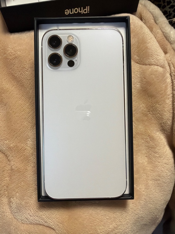iPhone12pro（スマホ）の商品画像 - 査定依頼日：2026年4月26日 - 最高査定価格：40,000円