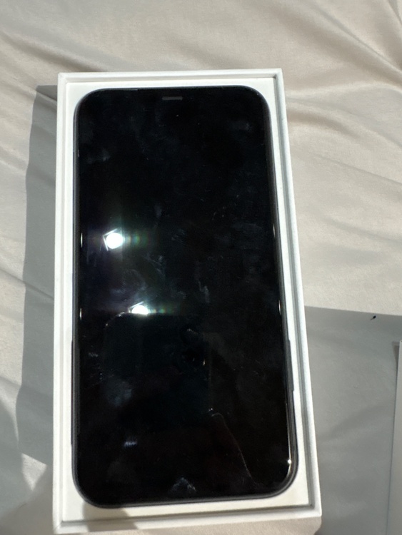 sbiPhon1164G（スマホ）の商品画像 - 査定依頼日：2026年2月22日 - 最高査定価格：16,000円