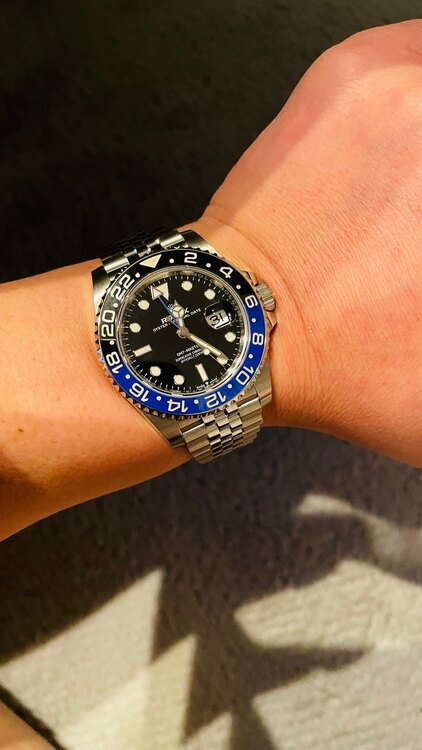 ロレックス GMTマスター 1（高級時計）の商品画像 - 査定依頼日：2025年1月10日 - 最高査定価格：2,600,000円