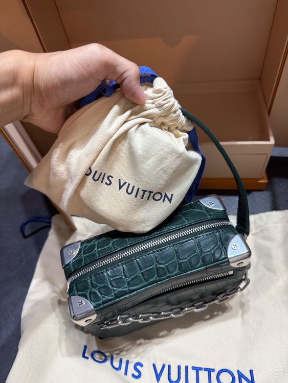 mini soft trunk N86076（ブランドバッグ）の商品画像 - 査定依頼日：2025年6月20日 - 最高査定価格：750,000円