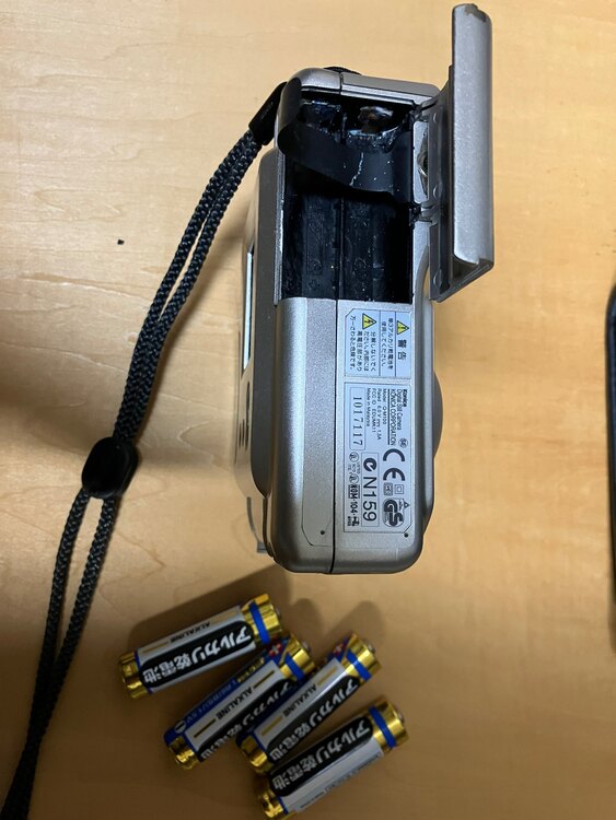 コニカ　Q −M100 デジタルカメラ（カメラ）の商品画像 - 査定依頼日：2025年2月16日