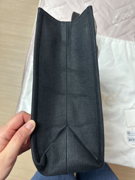 クロエリネン製WOODYウッディトートバッグ（ブランドバッグ）の商品画像 - 査定依頼日：2025年8月31日 - 最高査定価格：60,000円