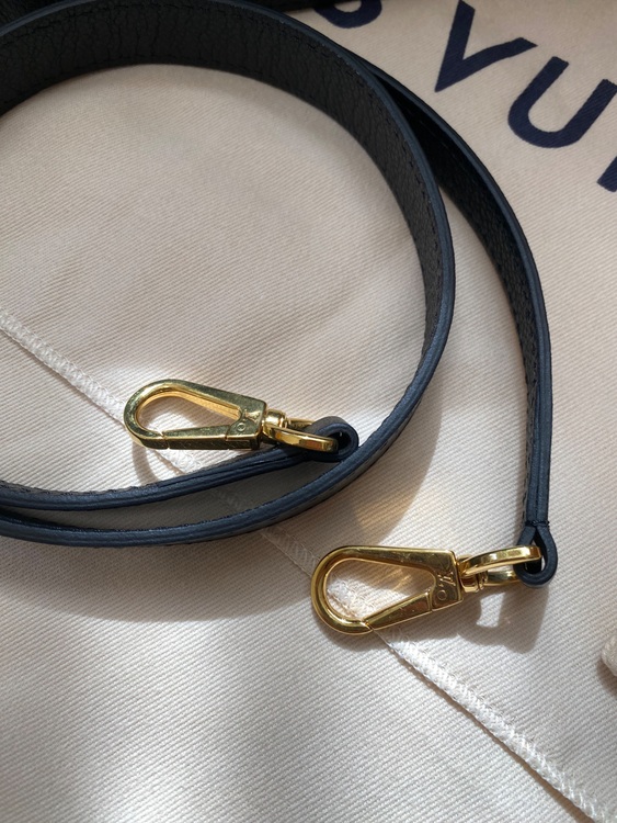 ルイヴィトン モノグラム （ブランドバッグ）の商品画像 - 査定依頼日：2025年9月23日 - 最高査定価格：320,000円