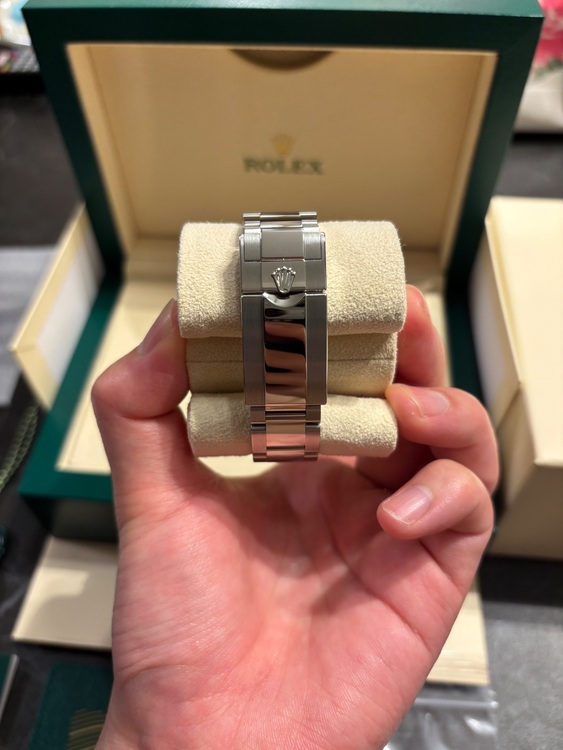 ロレックス デイトナ 116500LN（高級時計）の商品画像 - 査定依頼日：2025年9月30日 - 最高査定価格：4,500,000円