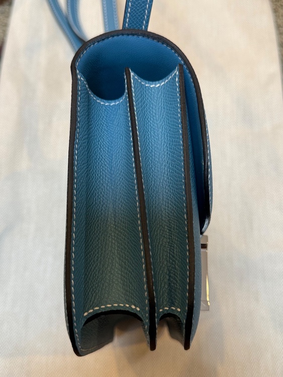 コンスタンスミニ（ブランドバッグ）の商品画像 - 査定依頼日：2026年4月1日 - 最高査定価格：1,600,000円