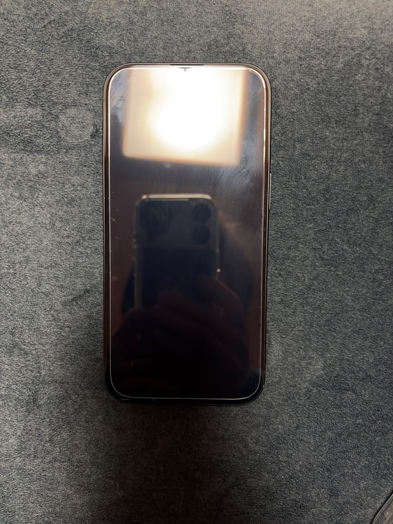 iPhone15（スマホ）の商品画像 - 査定依頼日：2026年2月10日 - 最高査定価格：64,000円