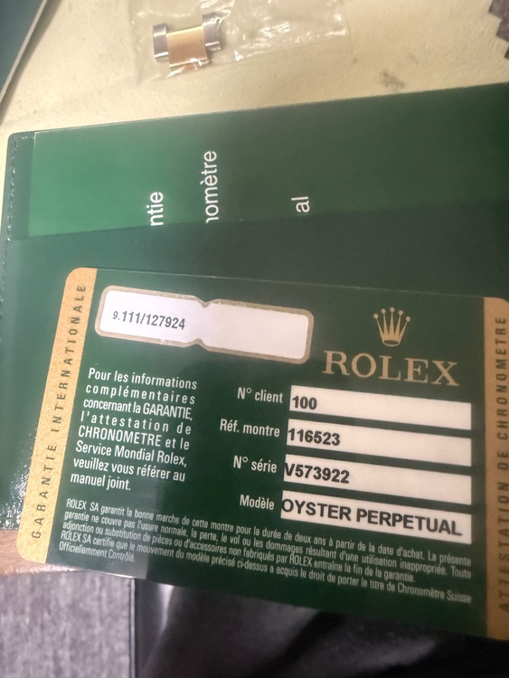 ロレックス デイトナ 116523G Vば（高級時計）の商品画像 - 査定依頼日：2026年4月5日 - 最高査定価格：3,230,000円