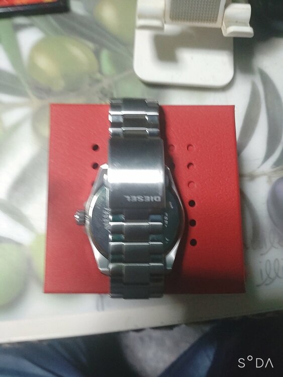 DIESEL腕時計メンズアナログステンレスDZ1992（古着・ファッション）の商品画像 - 査定依頼日：2026年2月28日 - 最高査定価格：4,000円