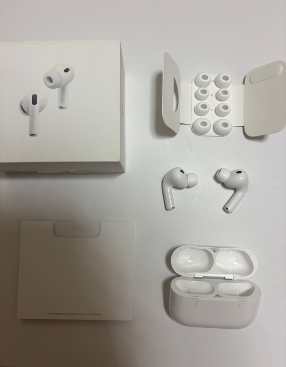 AirPods Pro3（オーディオ・スピーカー）の商品画像 - 査定依頼日：2026年8月10日 - 最高査定価格：13,100円