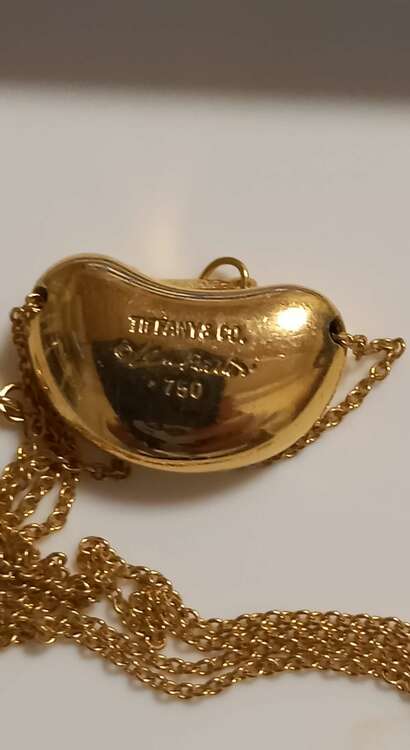 ネックレス(TIFFANYビーンデザイン　サイズ1.8センチ)（金・貴金属）の商品画像 - 査定依頼日：2024年12月30日 - 最高査定価格：72,000円